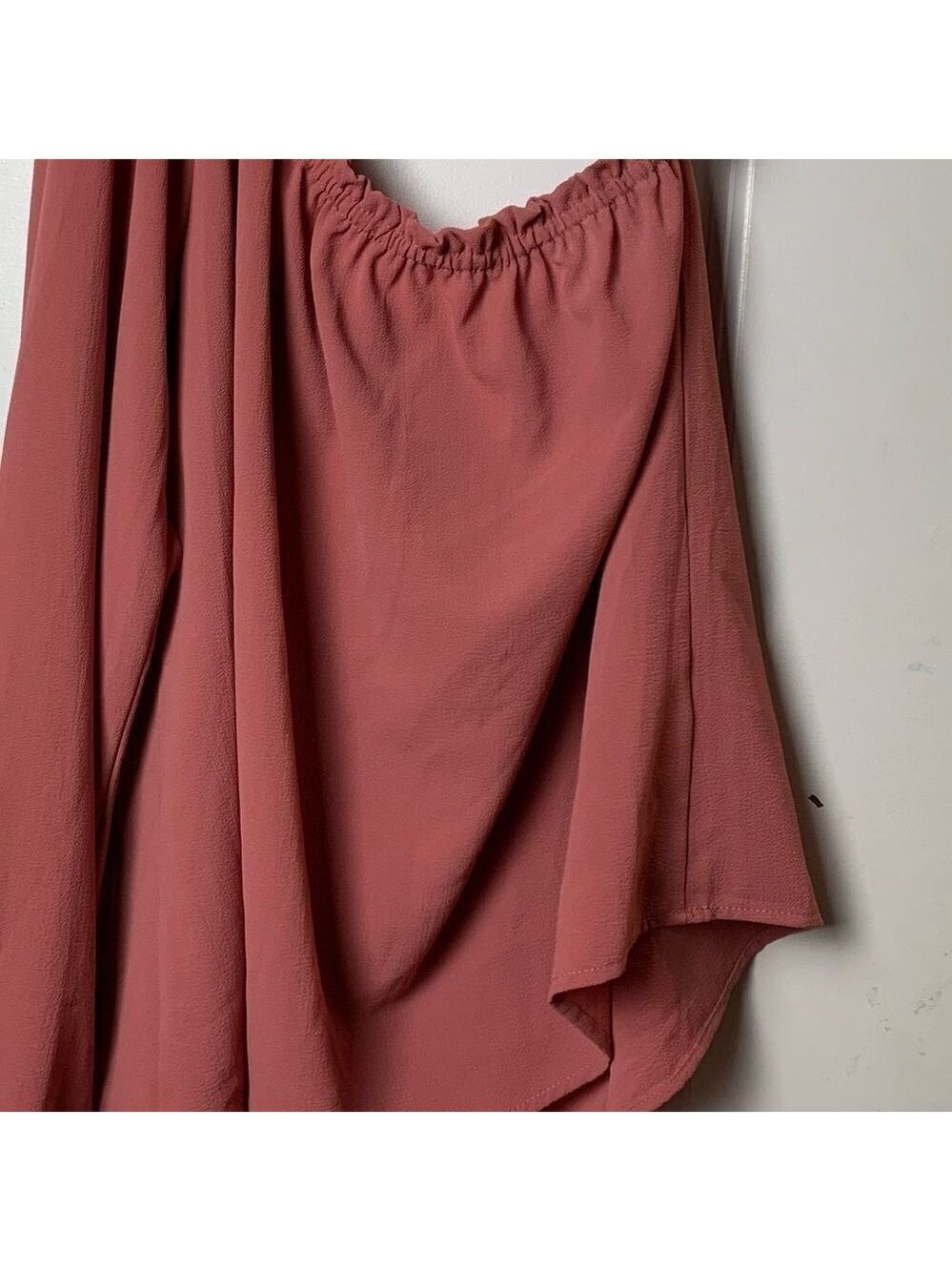 Chelsea28 one sleeve medium blush blouse w ruffles - Picture 2 of 11